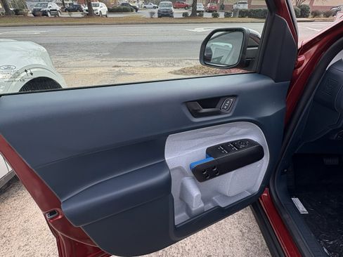 New 2026 Ford Maverick XLT w/ XLT Luxury Package image 9