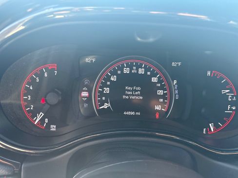 Used 2024 Dodge Durango GT AWD/4WD image 16