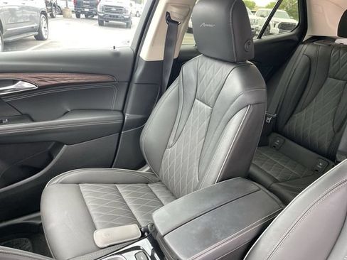 Used 2023 Buick Envision Avenir AWD/4WD image 25