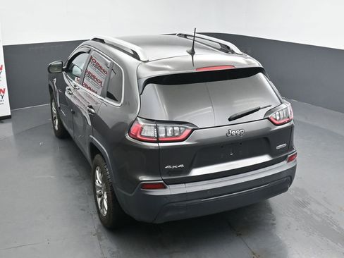 Used 2019 Jeep Cherokee Latitude Plus w/ Comfort/Convenience Group AWD/4WD image 28