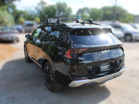 New 2026 Kia Sportage SX FWD image 12