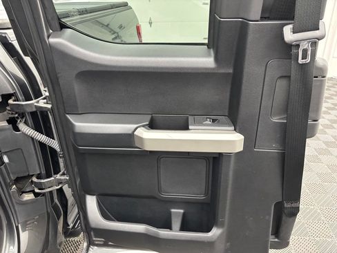 Used 2018 Ford F150 Lariat w/ Equipment Group 502A Luxury AWD/4WD image 35