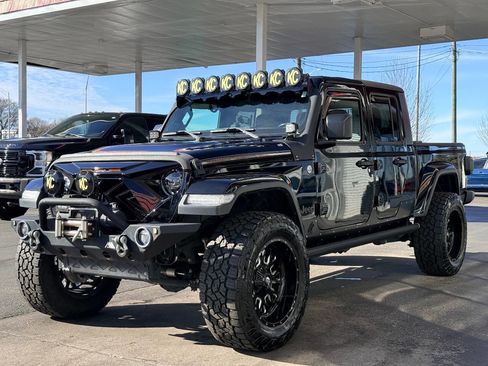 Used 2021 Jeep Gladiator Sport image 6