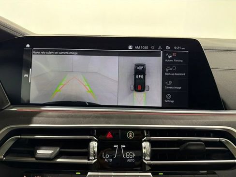 Used 2022 BMW X5 xDrive40i w/ M Sport Package AWD/4WD image 34