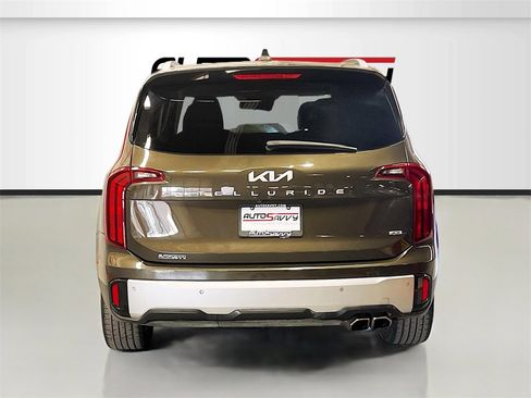 Used 2023 Kia Telluride S w/ S Sunroof Package image 6