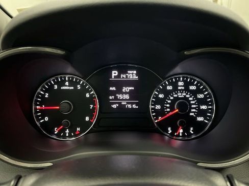 Used 2017 Kia Forte LX image 11