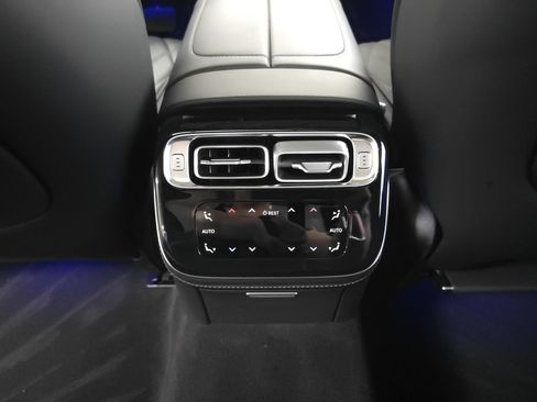 Certified 2024 Mercedes-Benz S 580 4MATIC Sedan image 32