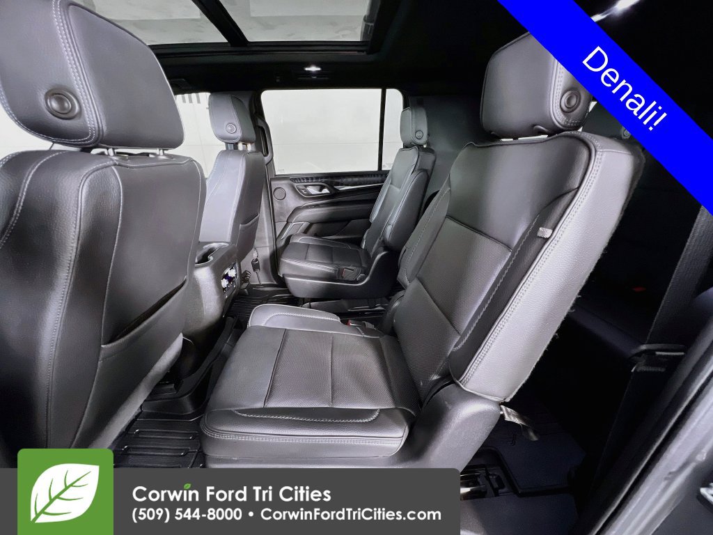 Used 2022 GMC Yukon XL Denali AWD/4WD image 30