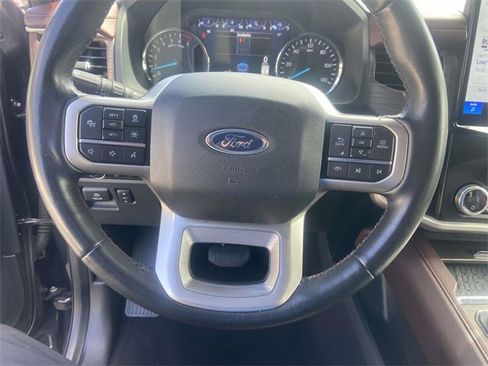 Used 2024 Ford Expedition Limited image 20