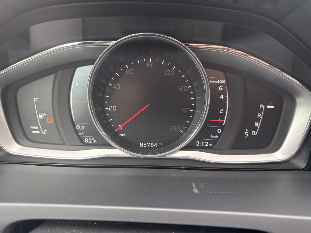 Used 2017 Volvo S60 T5 Inscription FWD image 3