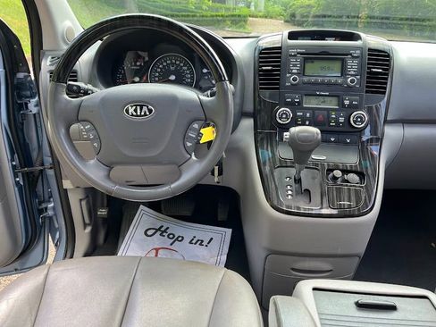 Used 2014 Kia Sedona EX w/ Luxury Package FWD image 19