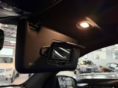 Certified 2022 Mercedes-Benz GLC 300 4MATIC image 30