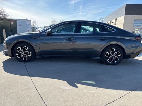 Used 2025 Hyundai Sonata SEL image 3