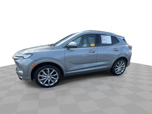 Certified 2024 Buick Encore GX Avenir w/ Avenir Convenience Package AWD/4WD image 4