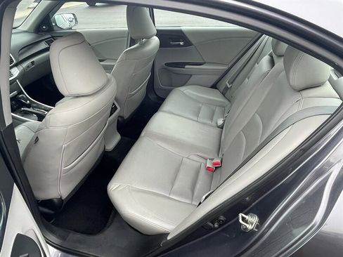 Used 2015 Honda Accord EX-L image 11