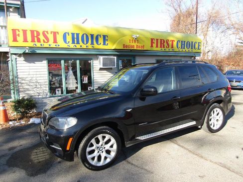 Used 2011 BMW X5 xDrive35i image 2