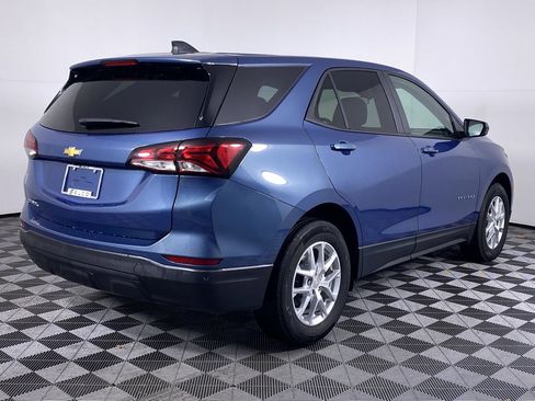 Certified 2024 Chevrolet Equinox LS w/ LS Convenience Package image 18