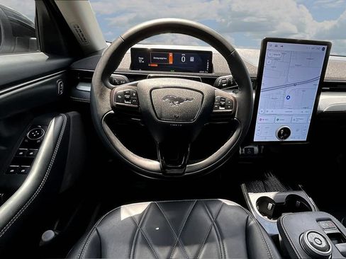 Used 2023 Ford Mustang Mach-E Select RWD image 8