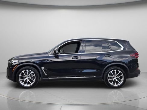 Used 2026 BMW X5 xDrive40i AWD/4WD image 3