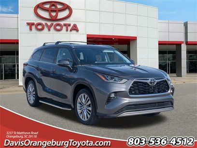 Used 2023 Toyota Highlander Platinum