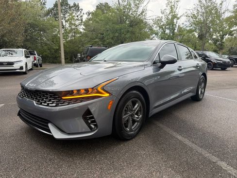 Used 2023 Kia K5 LXS FWD image 3