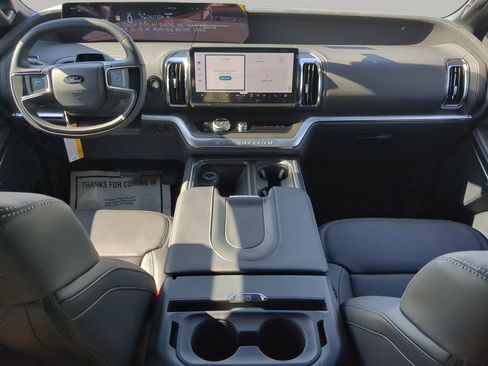 New 2025 Ford Expedition Max Platinum w/ Stealth Performance Package image 41