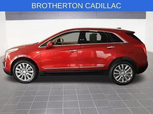 Used 2019 Cadillac XT5 Platinum AWD/4WD image 2