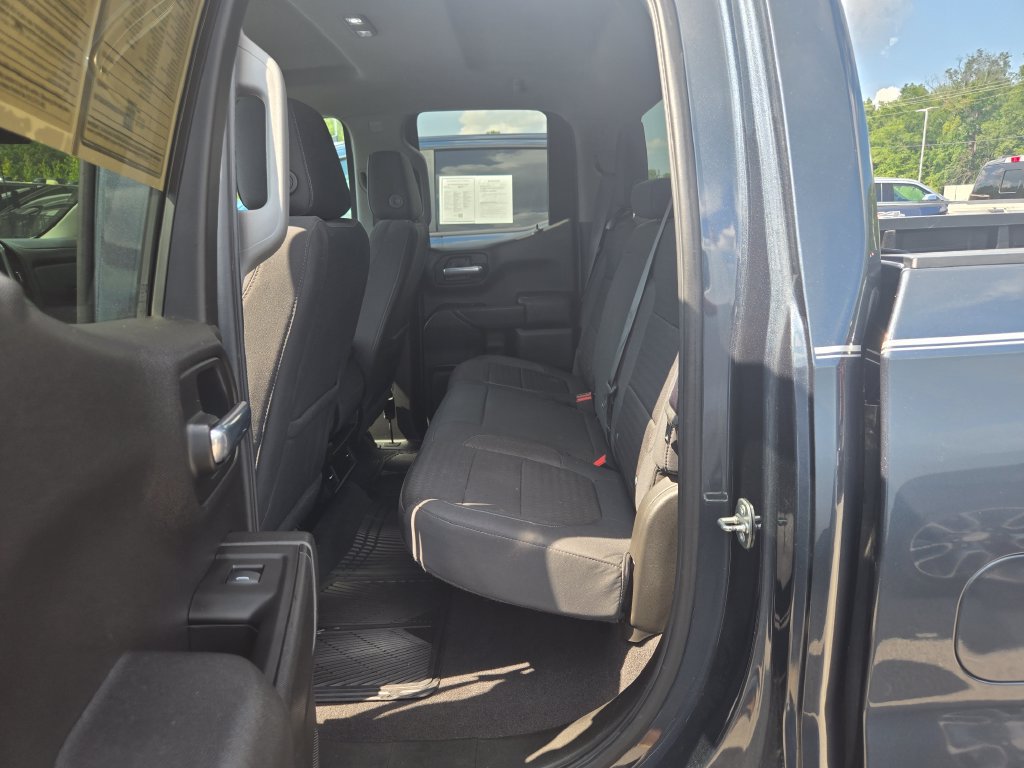 Used 2020 Chevrolet Silverado 1500 LT AWD/4WD image 8