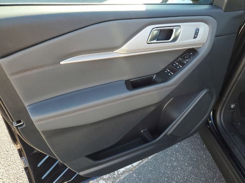 New 2026 Ford Explorer Active image 11