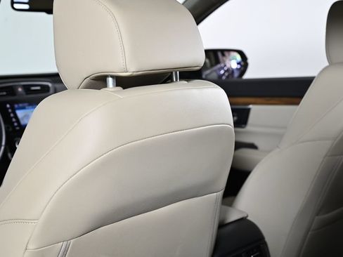 Used 2018 Honda CR-V Touring image 27