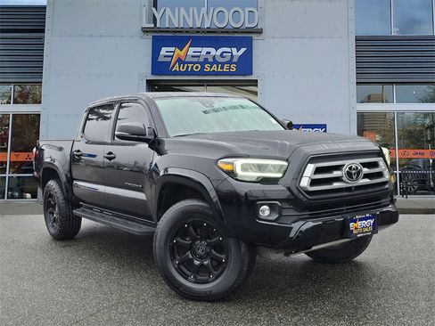 Used 2020 Toyota Tacoma Limited image 1