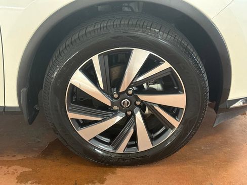 Used 2022 Nissan Murano SL w/ SL Moonroof Package FWD image 11