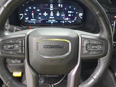 Used 2023 GMC Yukon Denali Ultimate image 13
