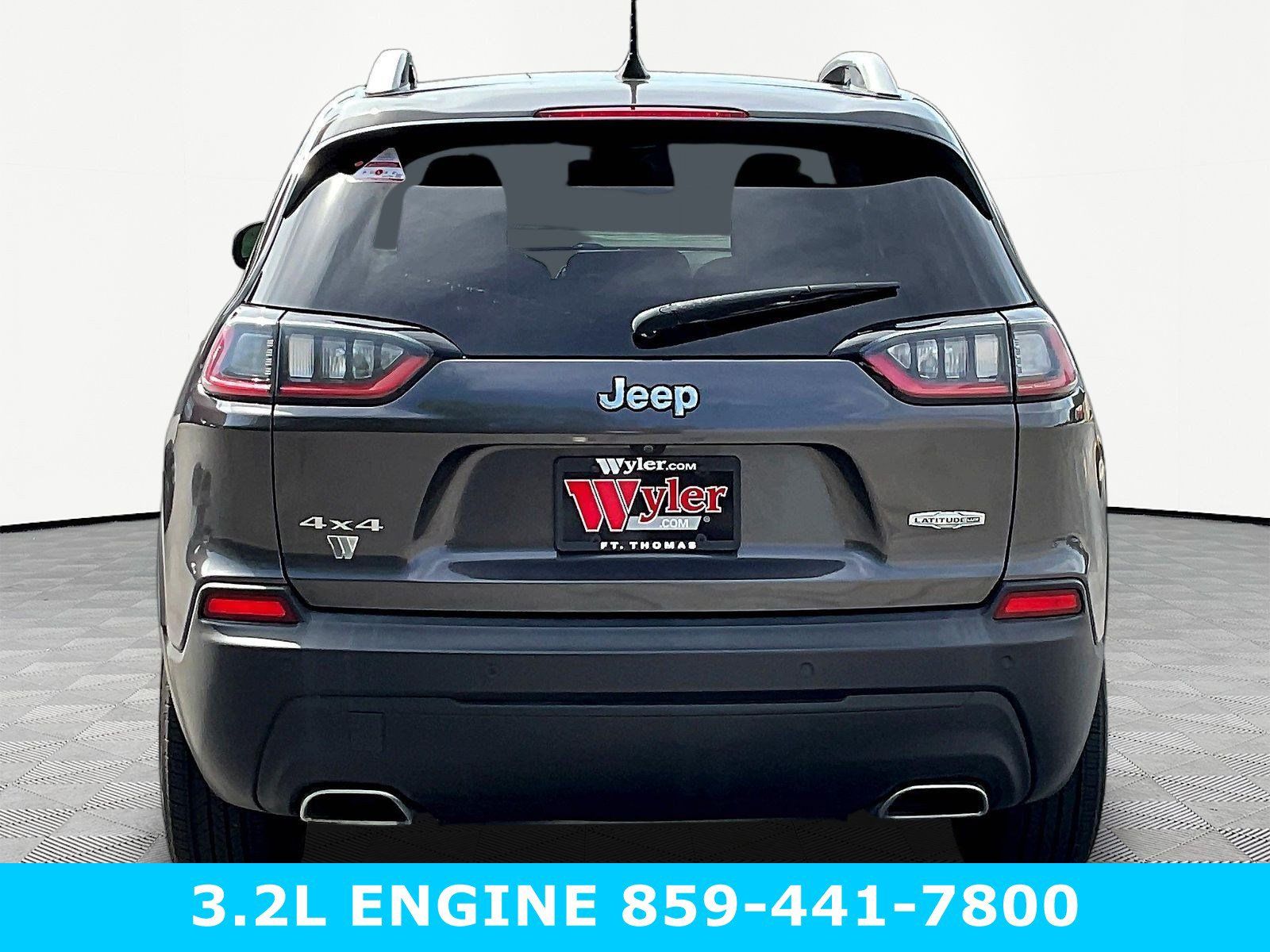 Used 2021 Jeep Cherokee Latitude Lux w/ Comfort/Convenience Group AWD/4WD image 5