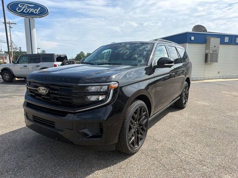 New 2026 Ford Expedition Platinum w/ Stealth Performance Package AWD/4WD image 2
