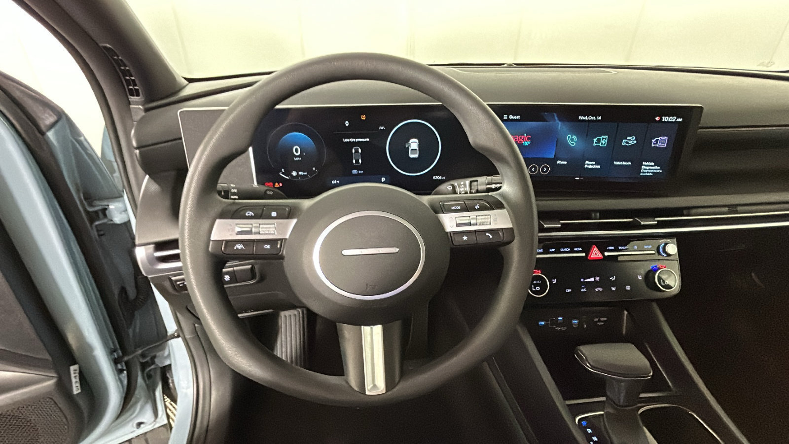 Used 2025 Hyundai Santa Cruz SEL FWD image 18