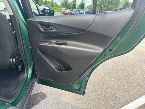 Used 2019 Chevrolet Equinox LT FWD image 23