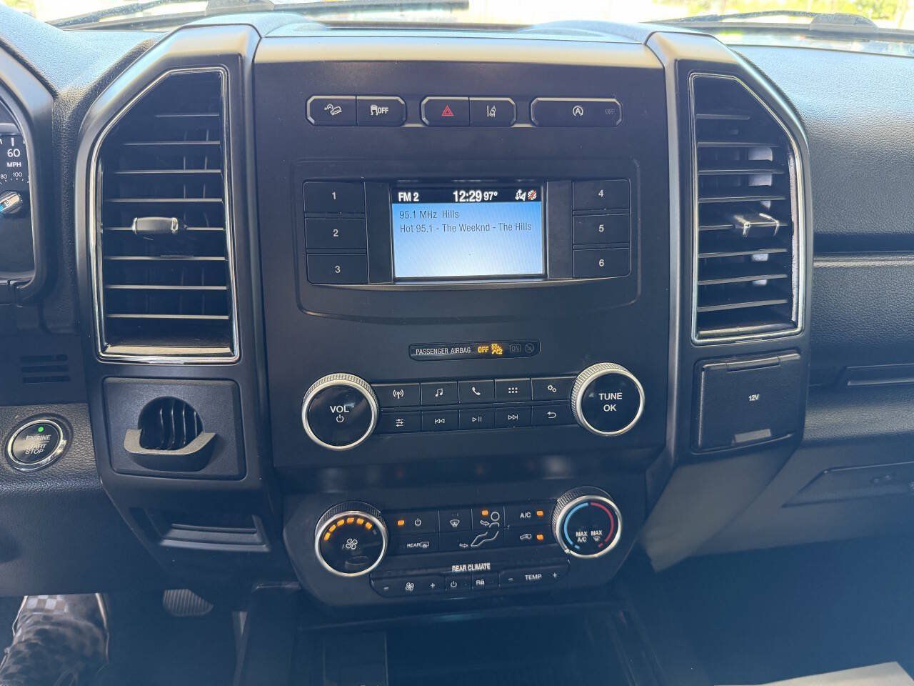 Used 2021 Ford Expedition XL AWD/4WD image 9