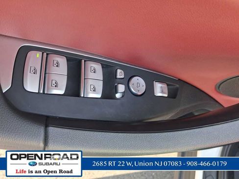 Used 2023 BMW X4 xDrive30i w/ Convenience Package AWD/4WD image 28