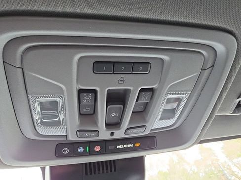 Certified 2025 GMC Sierra 2500 Denali w/ Denali Reserve Package image 30