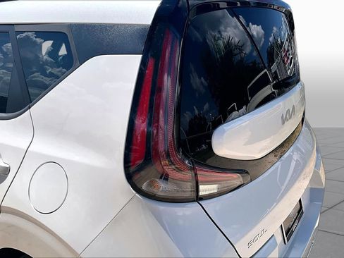 Used 2023 Kia Soul GT-Line FWD image 30