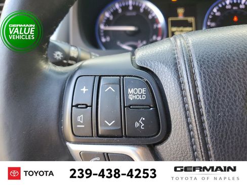 Used 2014 Toyota Highlander Limited Platinum image 34