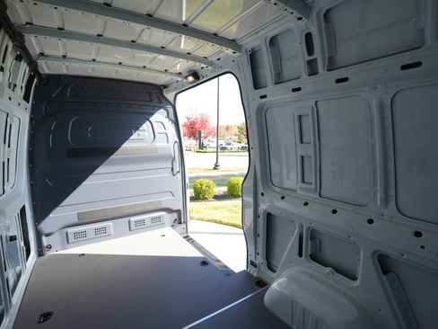 New 2025 Mercedes-Benz Sprinter 2500 image 21