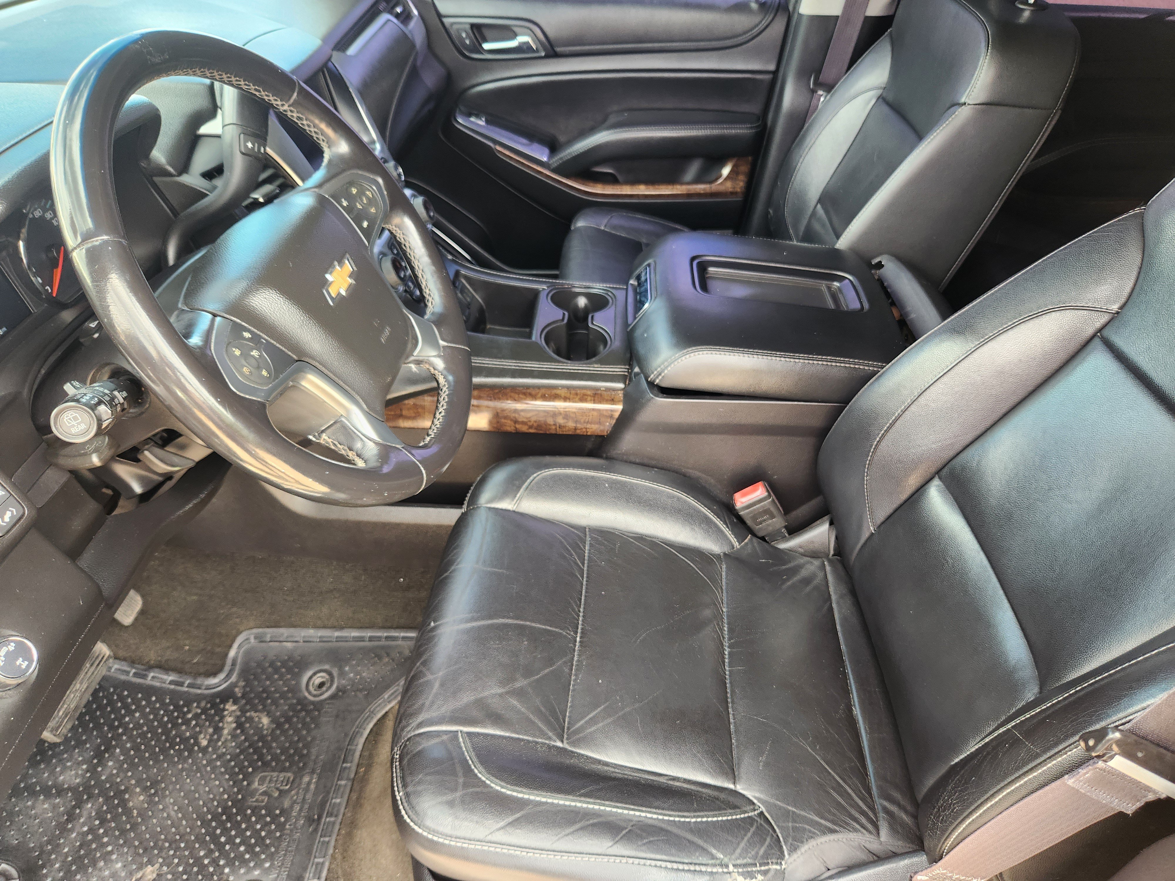 Used 2017 Chevrolet Suburban LT AWD/4WD image 9