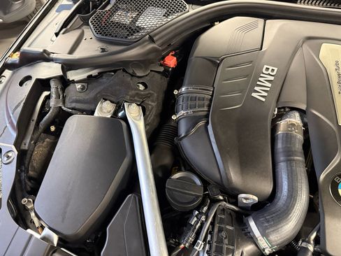 Used 2019 BMW 750i xDrive w/ Executive Package image 24