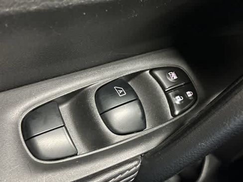 Used 2020 Nissan Rogue Sport S AWD/4WD image 20