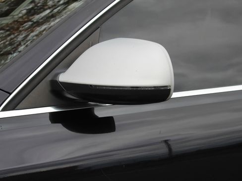 Used 2015 Audi SQ5 Prestige w/ Prestige Package image 43