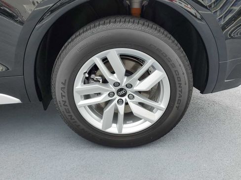 Used 2023 Audi Q5 2.0T Premium w/ Convenience Package image 13