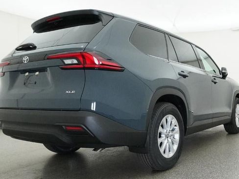 New 2026 Toyota Grand Highlander XLE image 24