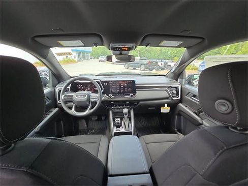 New 2026 GMC Canyon Elevation image 21